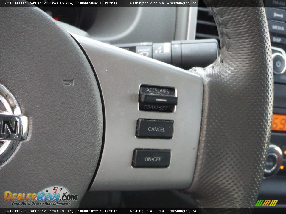 2017 Nissan Frontier SV Crew Cab 4x4 Steering Wheel Photo #8