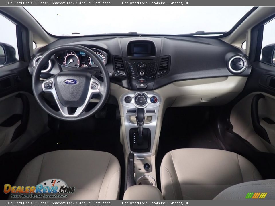 2019 Ford Fiesta SE Sedan Shadow Black / Medium Light Stone Photo #24