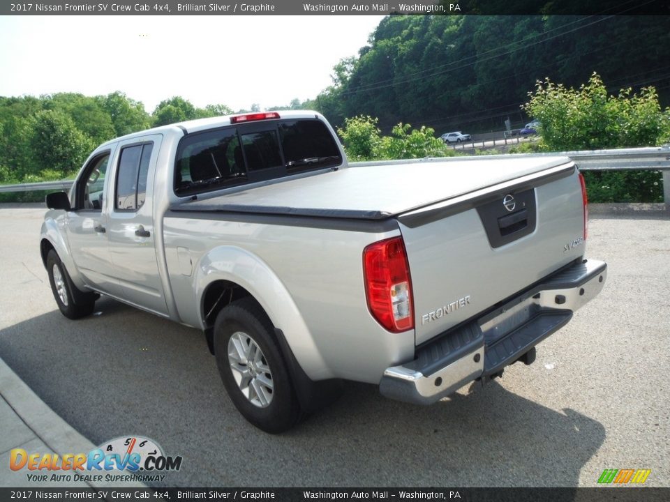 2017 Nissan Frontier SV Crew Cab 4x4 Brilliant Silver / Graphite Photo #14