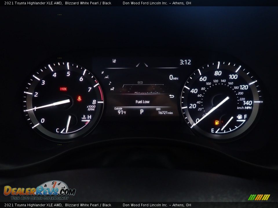 2021 Toyota Highlander XLE AWD Blizzard White Pearl / Black Photo #30