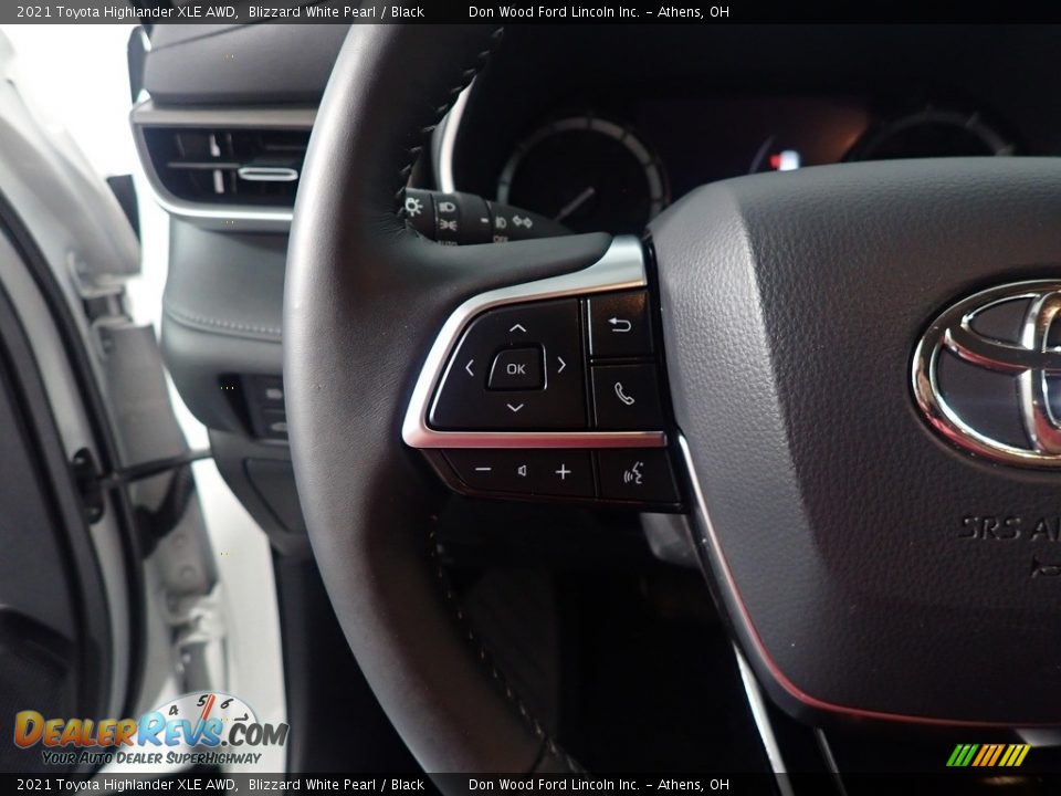 2021 Toyota Highlander XLE AWD Blizzard White Pearl / Black Photo #31