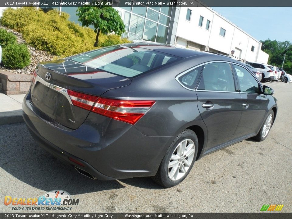 2013 Toyota Avalon XLE Magnetic Gray Metallic / Light Gray Photo #15