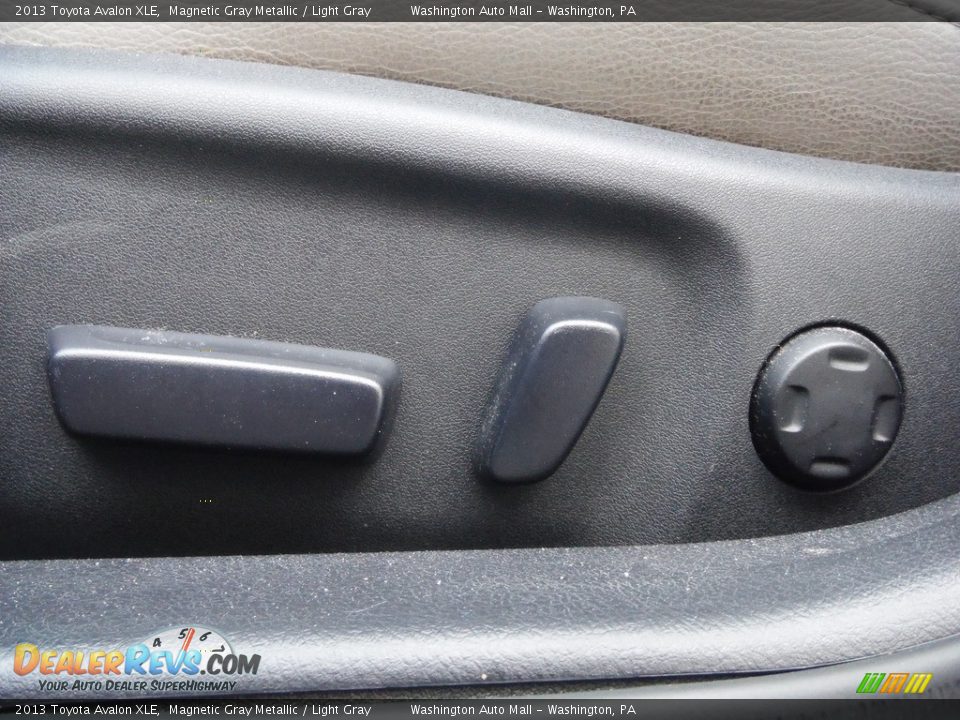 2013 Toyota Avalon XLE Magnetic Gray Metallic / Light Gray Photo #21