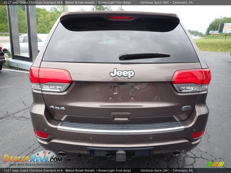 2017 Jeep Grand Cherokee Overland 4x4 Walnut Brown Metallic / Brown/Light Frost Beige Photo #5