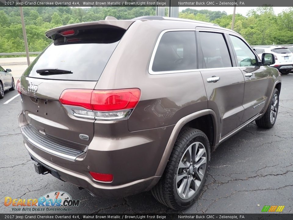 2017 Jeep Grand Cherokee Overland 4x4 Walnut Brown Metallic / Brown/Light Frost Beige Photo #7