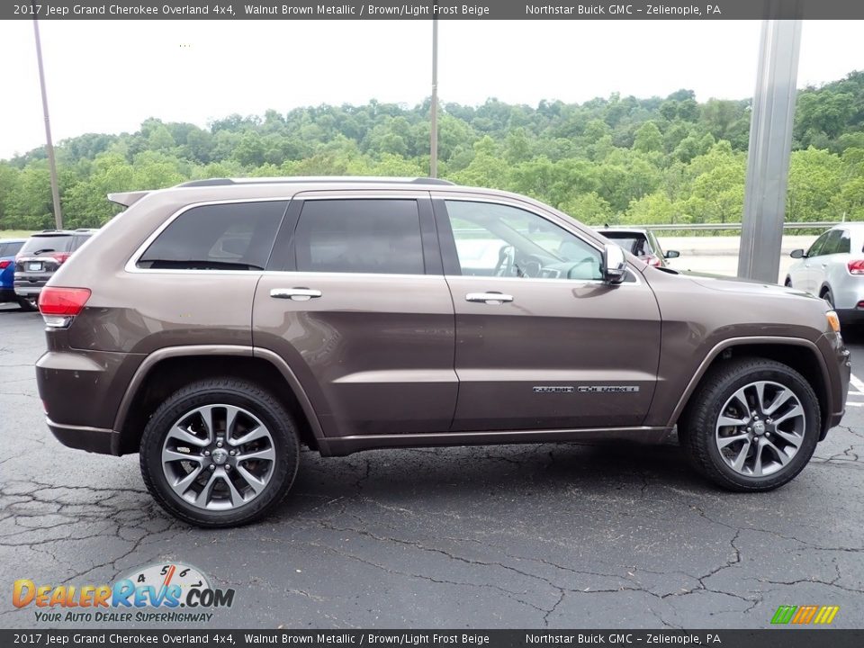 2017 Jeep Grand Cherokee Overland 4x4 Walnut Brown Metallic / Brown/Light Frost Beige Photo #8