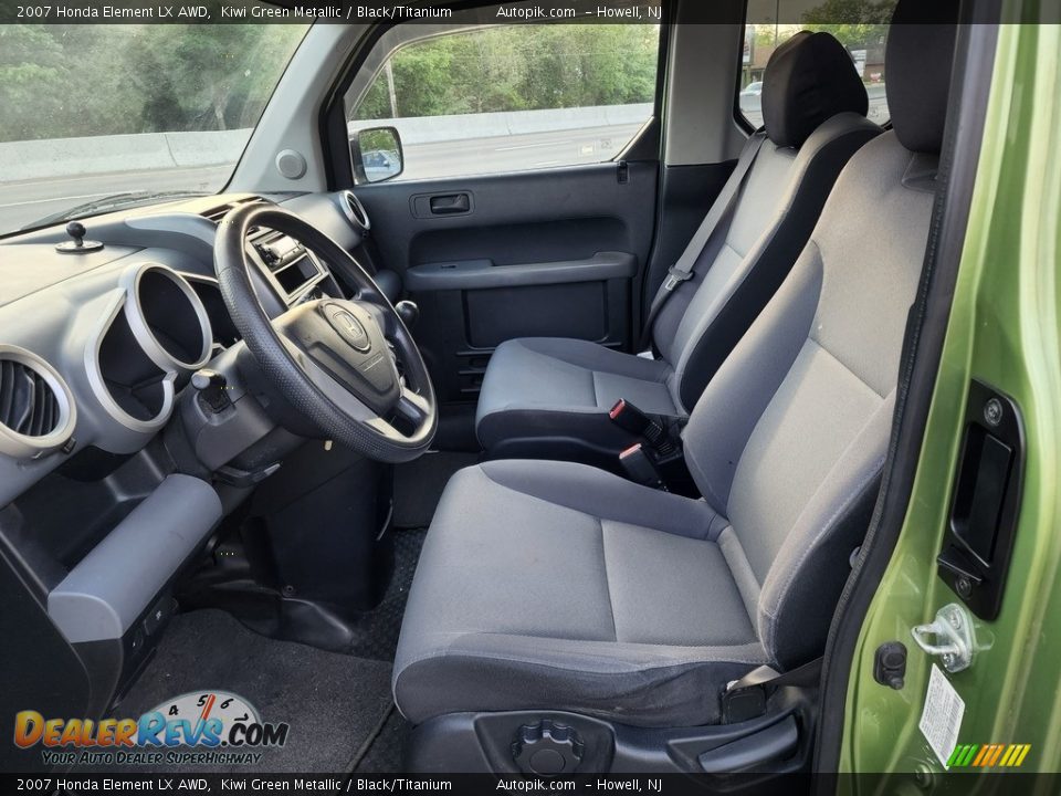 Front Seat of 2007 Honda Element LX AWD Photo #10