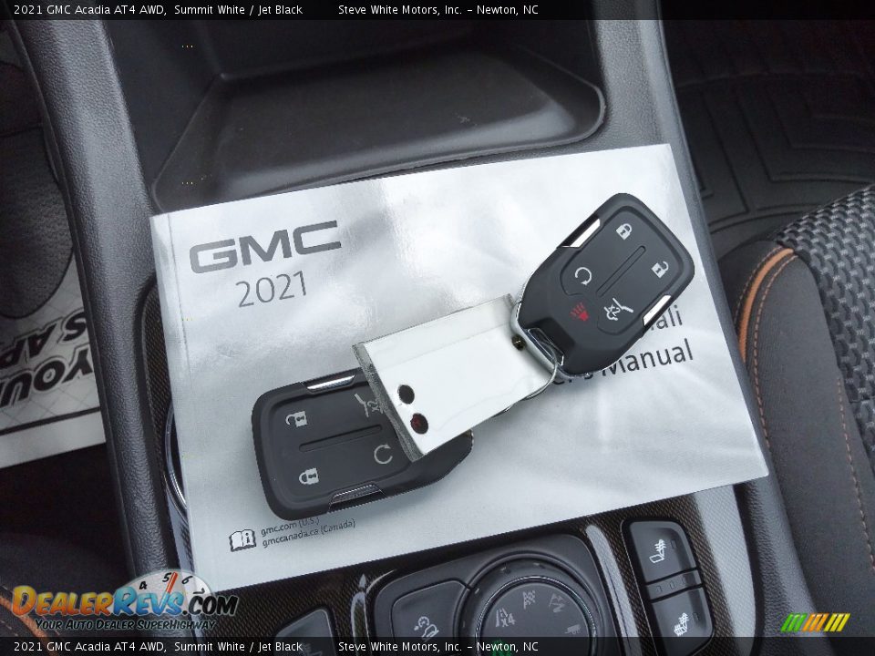 Keys of 2021 GMC Acadia AT4 AWD Photo #34