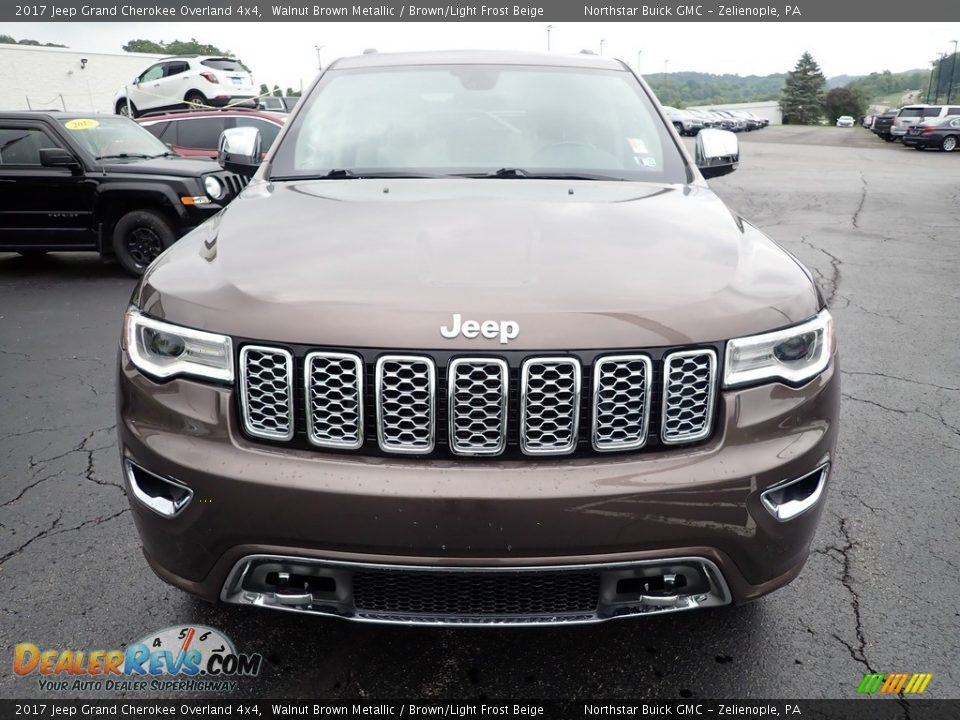 2017 Jeep Grand Cherokee Overland 4x4 Walnut Brown Metallic / Brown/Light Frost Beige Photo #12