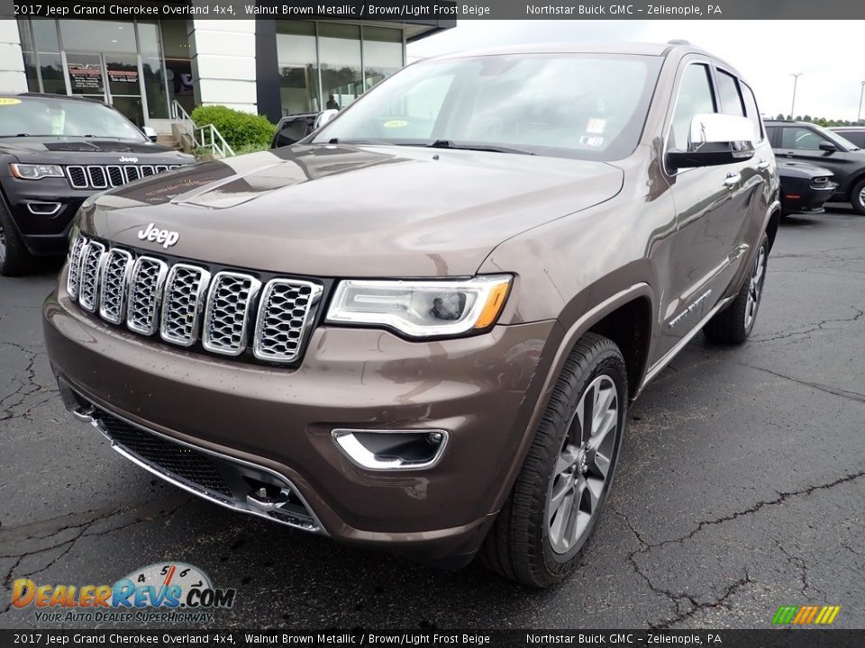 2017 Jeep Grand Cherokee Overland 4x4 Walnut Brown Metallic / Brown/Light Frost Beige Photo #13