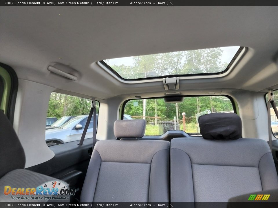 Sunroof of 2007 Honda Element LX AWD Photo #16