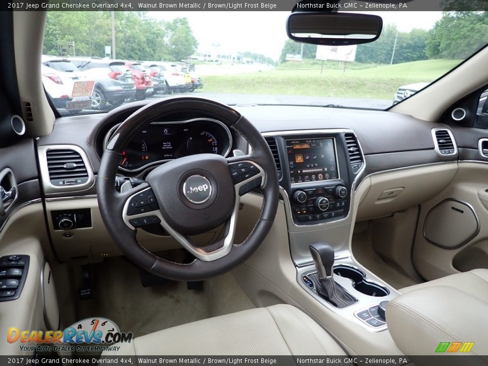 2017 Jeep Grand Cherokee Overland 4x4 Walnut Brown Metallic / Brown/Light Frost Beige Photo #20