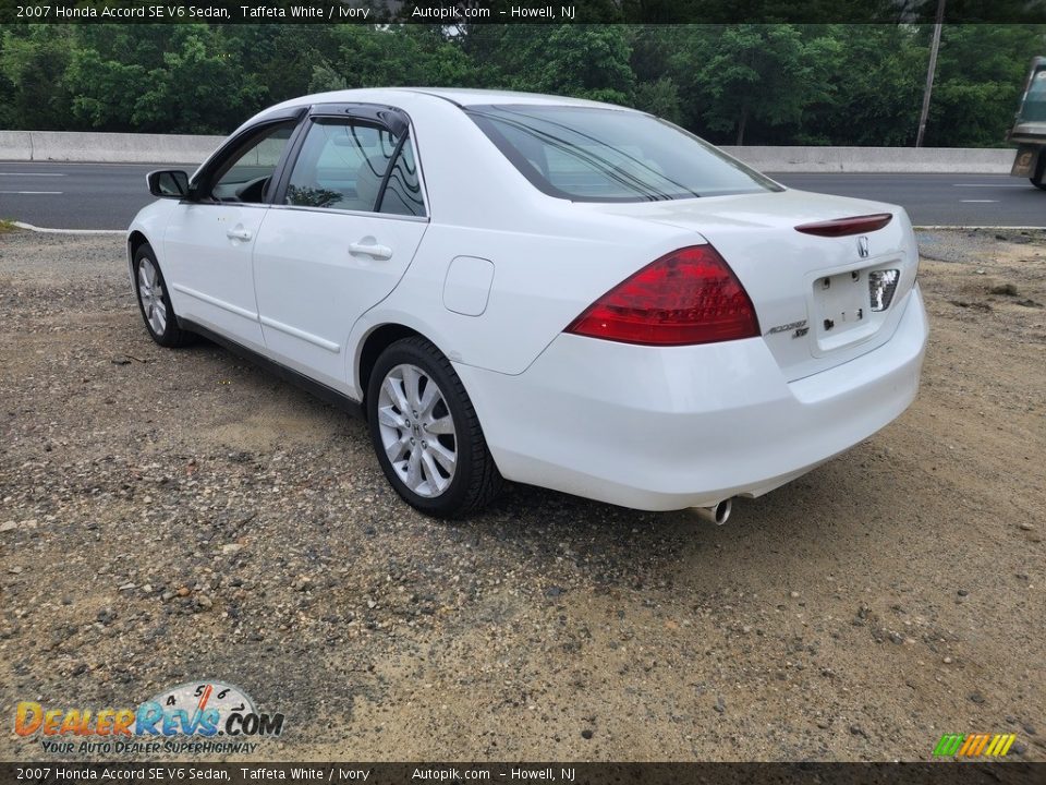 2007 Honda Accord SE V6 Sedan Taffeta White / Ivory Photo #6