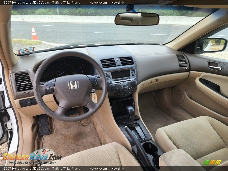 2007 Honda Accord SE V6 Sedan Taffeta White / Ivory Photo #10