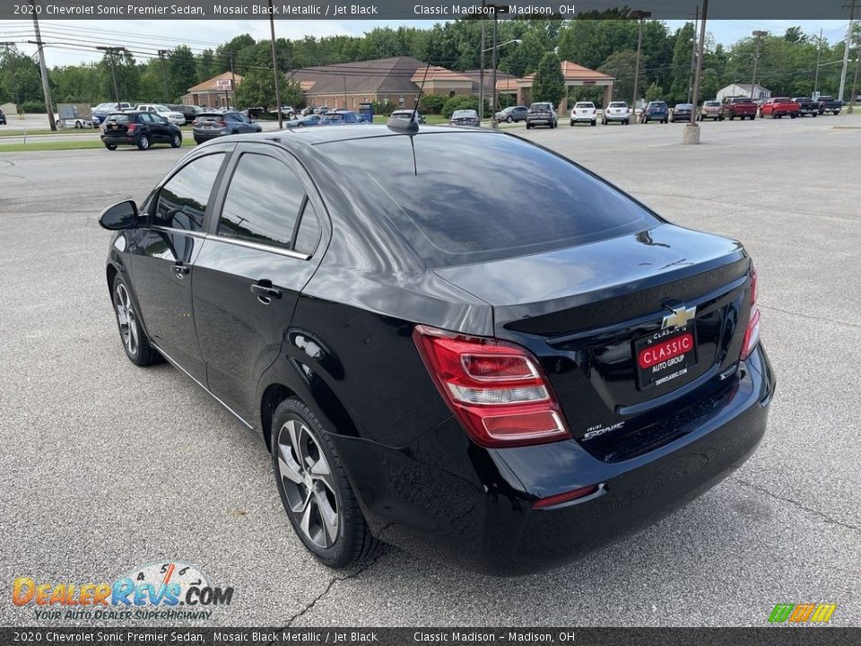 2020 Chevrolet Sonic Premier Sedan Mosaic Black Metallic / Jet Black Photo #2