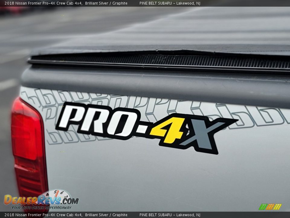 2018 Nissan Frontier Pro-4X Crew Cab 4x4 Logo Photo #4
