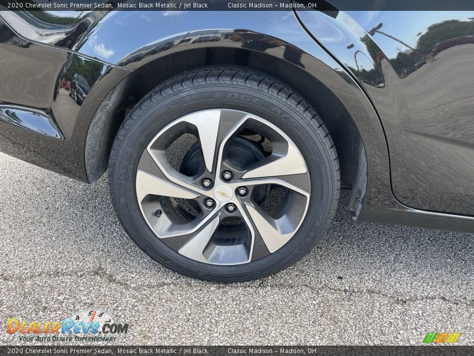 2020 Chevrolet Sonic Premier Sedan Mosaic Black Metallic / Jet Black Photo #5