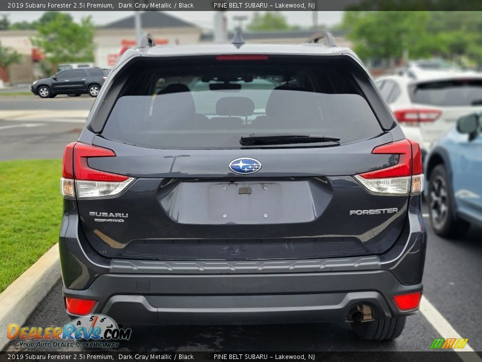 2019 Subaru Forester 2.5i Premium Dark Gray Metallic / Black Photo #8