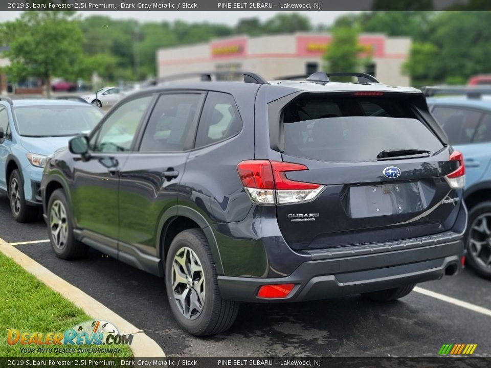 2019 Subaru Forester 2.5i Premium Dark Gray Metallic / Black Photo #9