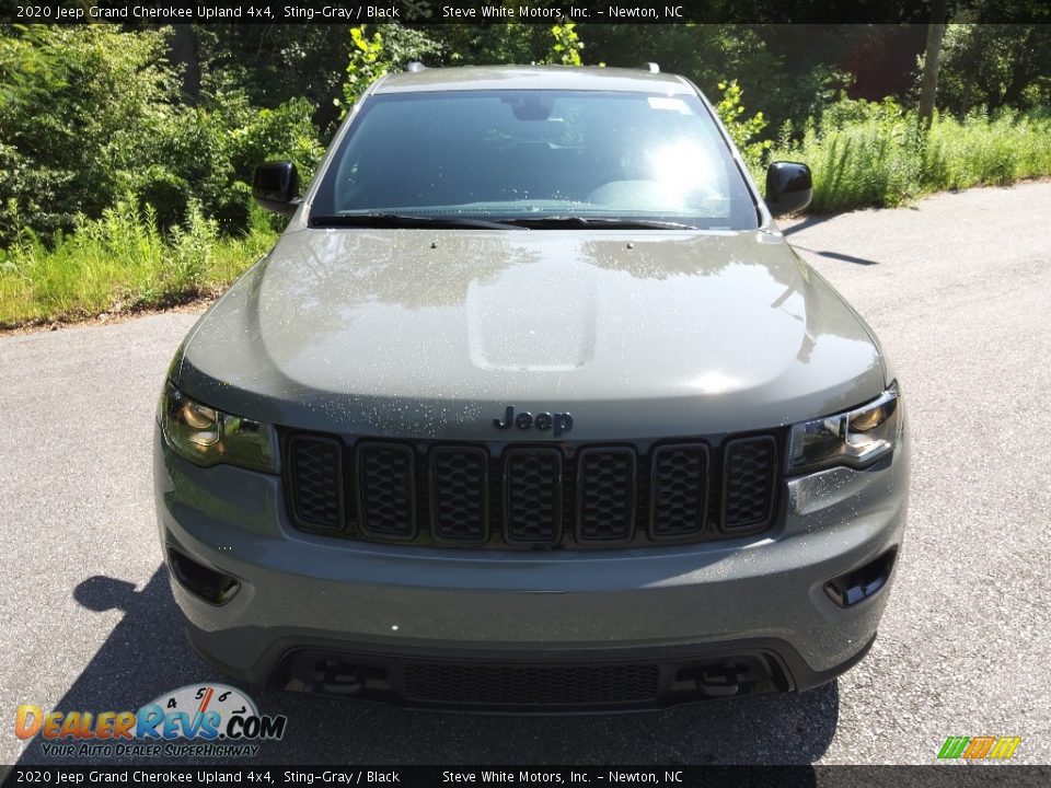 2020 Jeep Grand Cherokee Upland 4x4 Sting-Gray / Black Photo #4