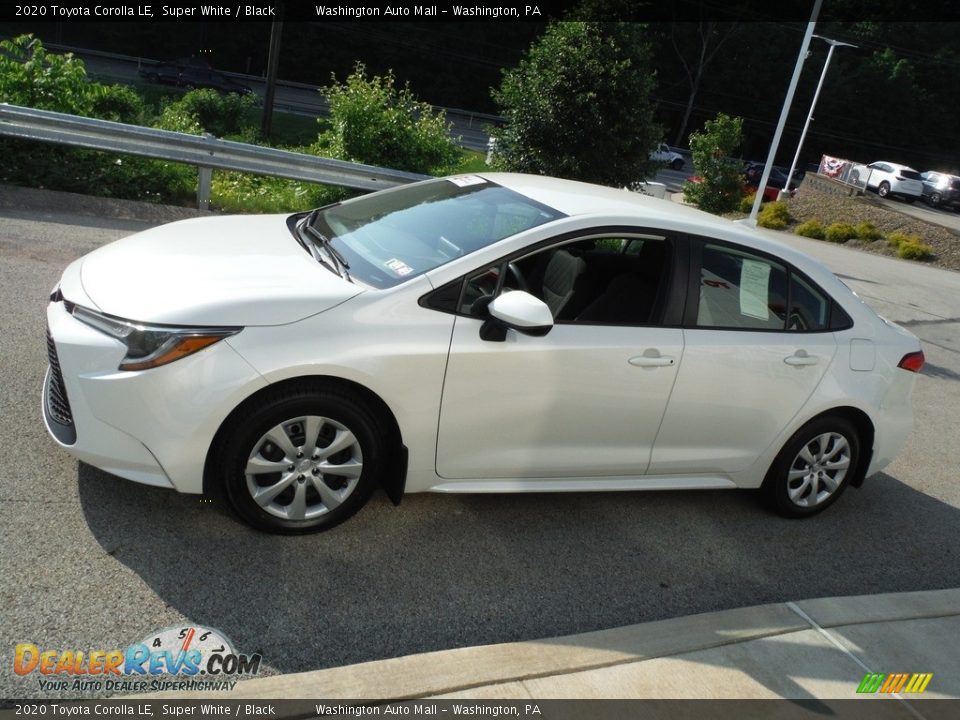 2020 Toyota Corolla LE Super White / Black Photo #14