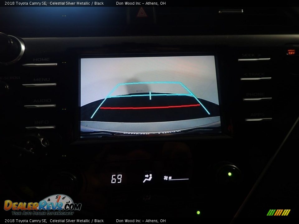 2018 Toyota Camry SE Celestial Silver Metallic / Black Photo #2