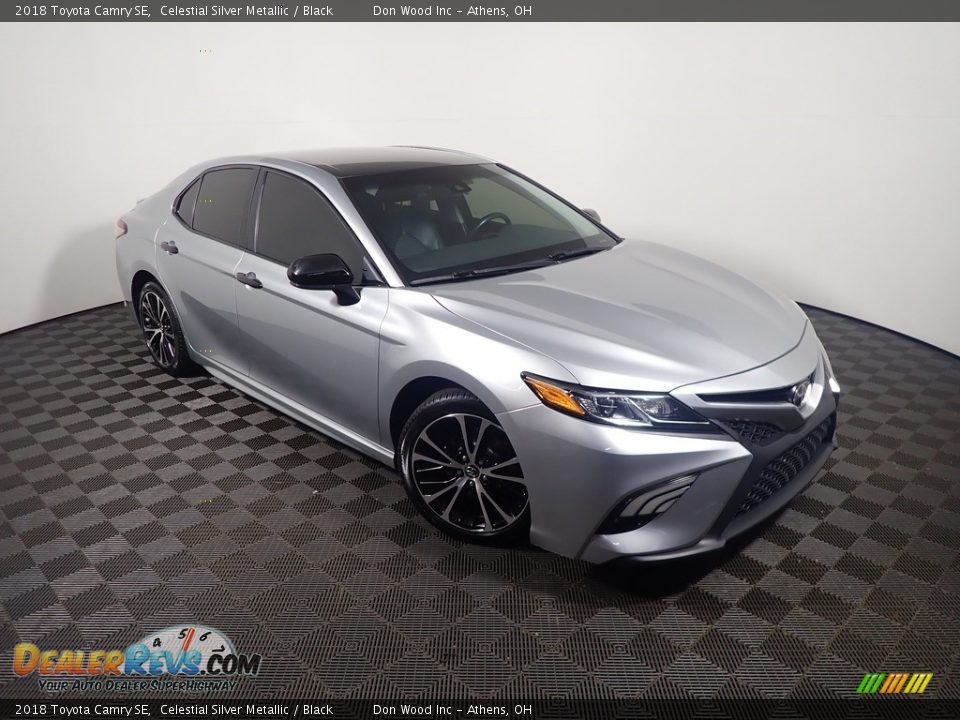 2018 Toyota Camry SE Celestial Silver Metallic / Black Photo #3
