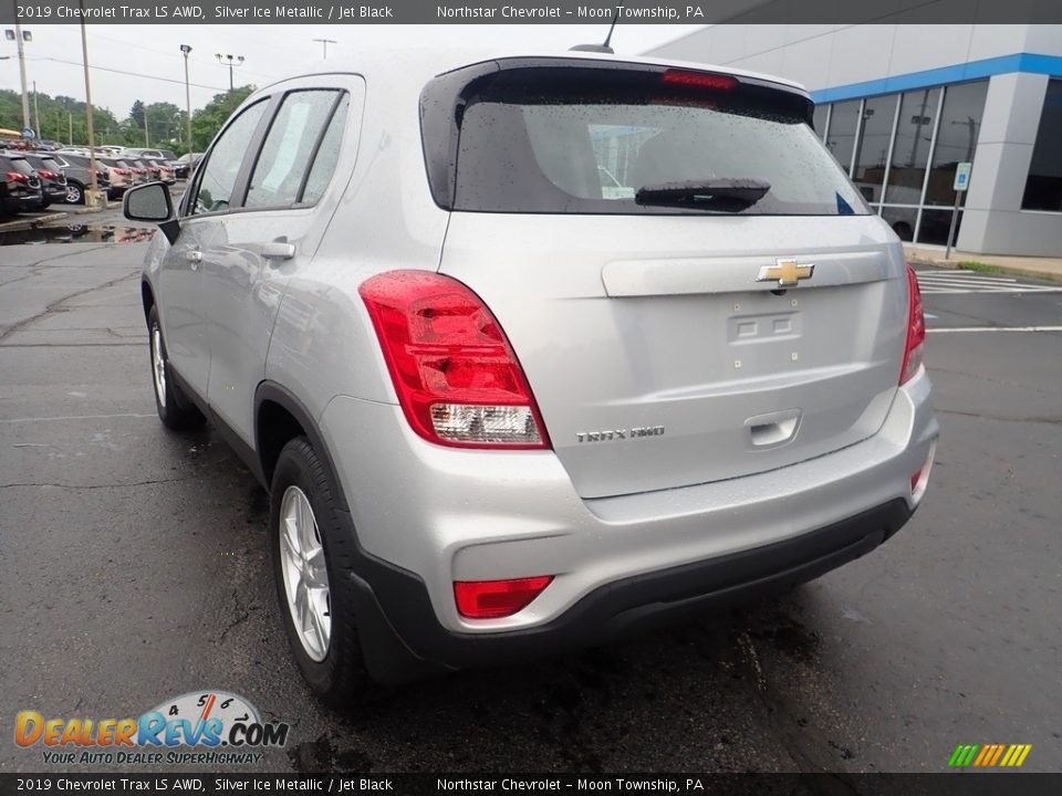 2019 Chevrolet Trax LS AWD Silver Ice Metallic / Jet Black Photo #5