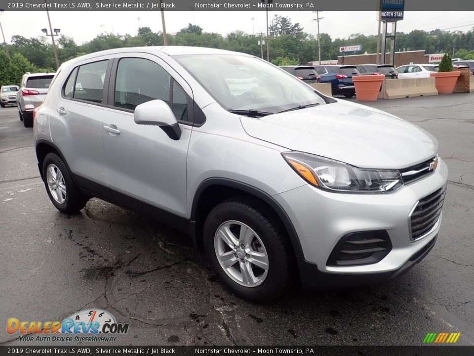 2019 Chevrolet Trax LS AWD Silver Ice Metallic / Jet Black Photo #11