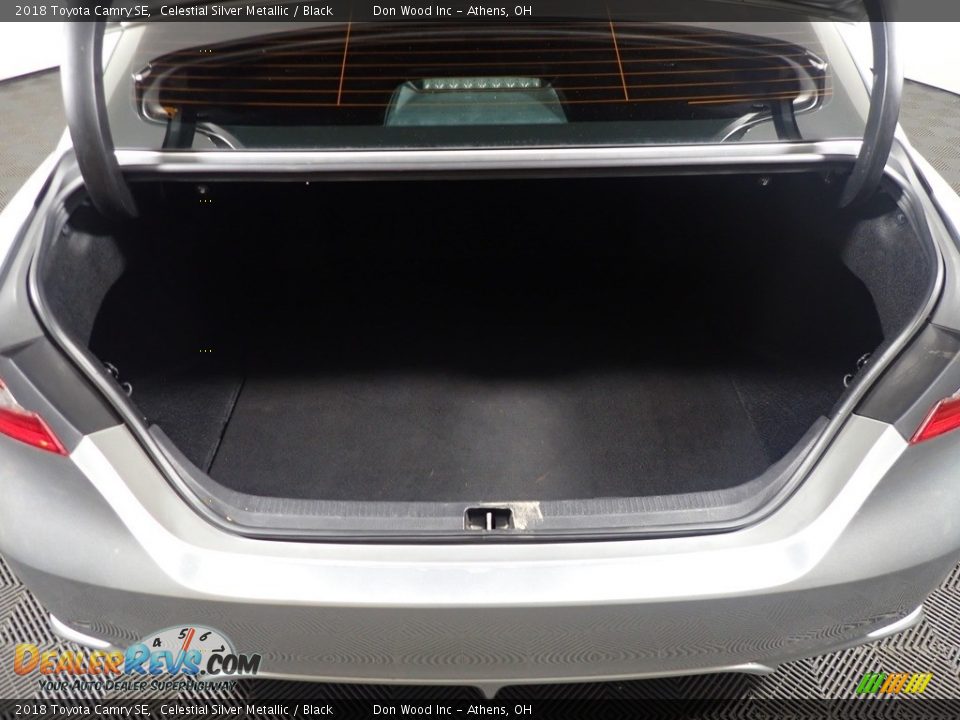 2018 Toyota Camry SE Celestial Silver Metallic / Black Photo #15
