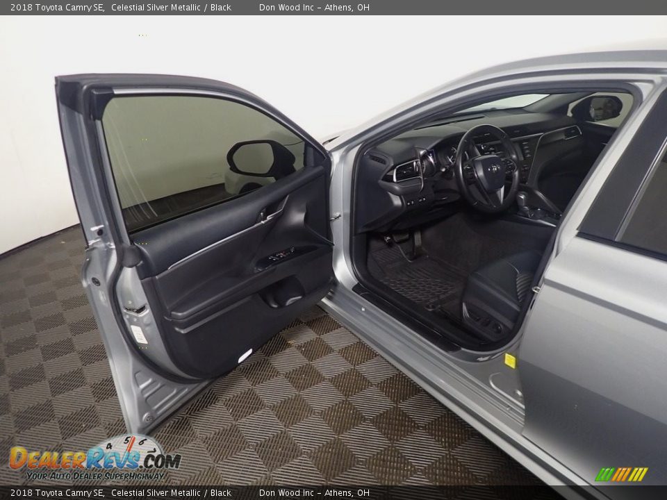 2018 Toyota Camry SE Celestial Silver Metallic / Black Photo #20