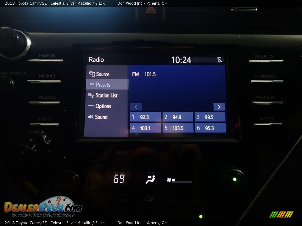 2018 Toyota Camry SE Celestial Silver Metallic / Black Photo #26