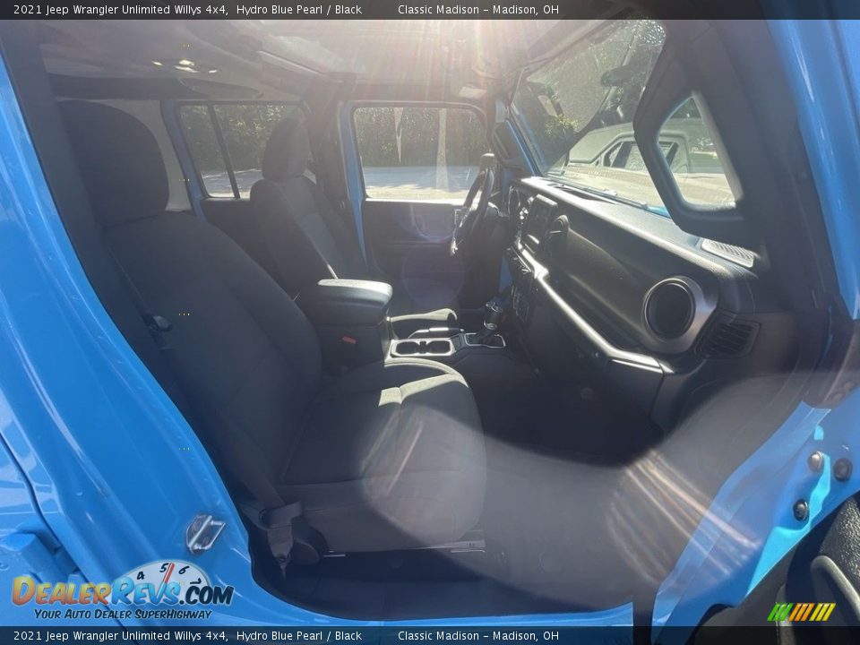 2021 Jeep Wrangler Unlimited Willys 4x4 Hydro Blue Pearl / Black Photo #18