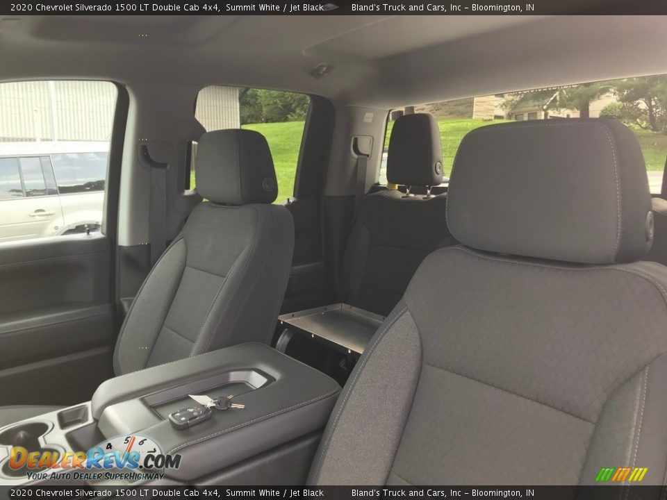 2020 Chevrolet Silverado 1500 LT Double Cab 4x4 Summit White / Jet Black Photo #16