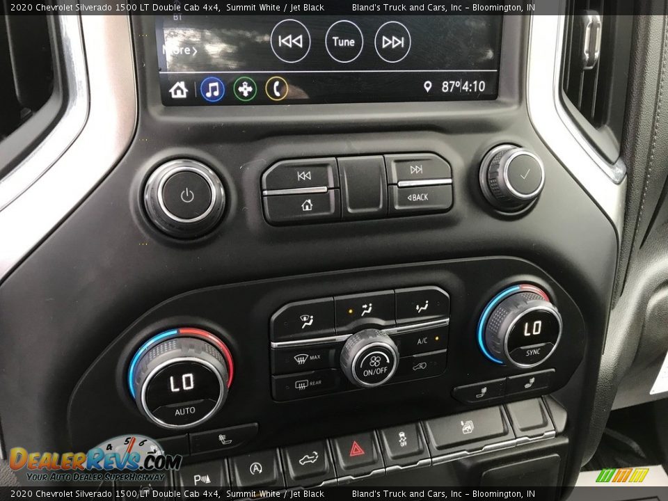 2020 Chevrolet Silverado 1500 LT Double Cab 4x4 Summit White / Jet Black Photo #26