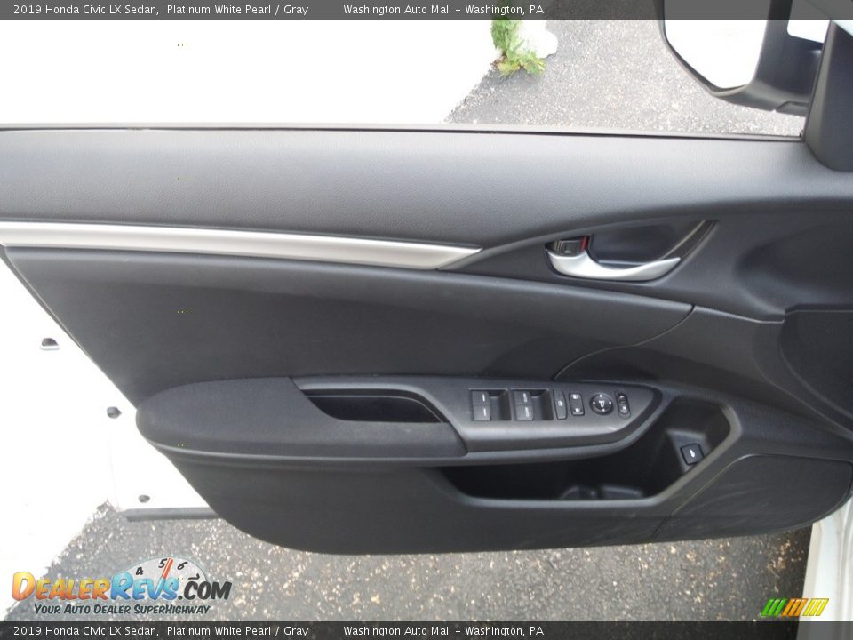 2019 Honda Civic LX Sedan Platinum White Pearl / Gray Photo #11