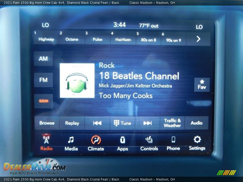 2021 Ram 1500 Big Horn Crew Cab 4x4 Diamond Black Crystal Pearl / Black Photo #12
