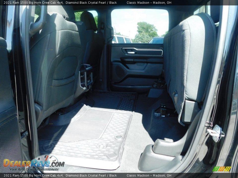 2021 Ram 1500 Big Horn Crew Cab 4x4 Diamond Black Crystal Pearl / Black Photo #17