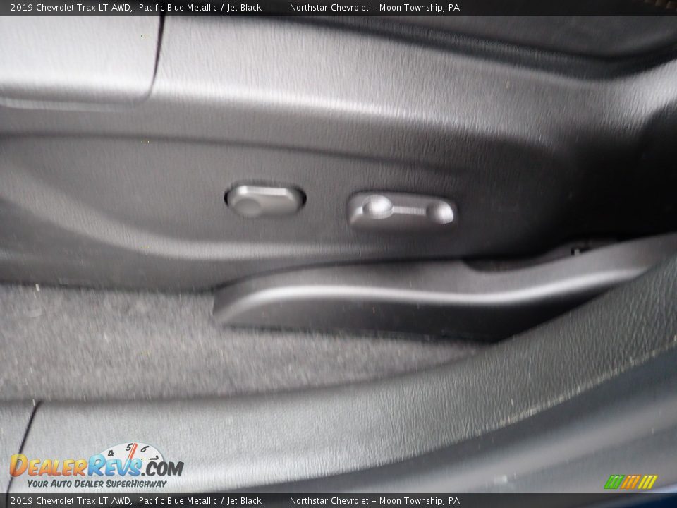 2019 Chevrolet Trax LT AWD Pacific Blue Metallic / Jet Black Photo #25