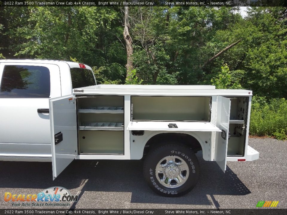 2022 Ram 3500 Tradesman Crew Cab 4x4 Chassis Bright White / Black/Diesel Gray Photo #11