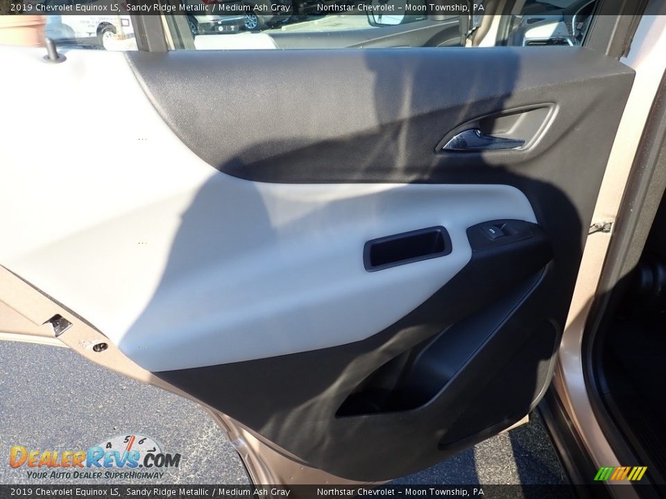 2019 Chevrolet Equinox LS Sandy Ridge Metallic / Medium Ash Gray Photo #23