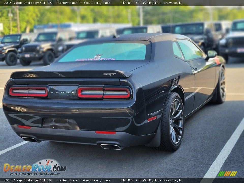 2015 Dodge Challenger SRT 392 Phantom Black Tri-Coat Pearl / Black Photo #5