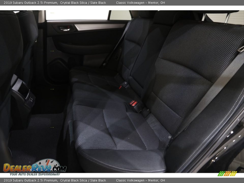 2019 Subaru Outback 2.5i Premium Crystal Black Silica / Slate Black Photo #17