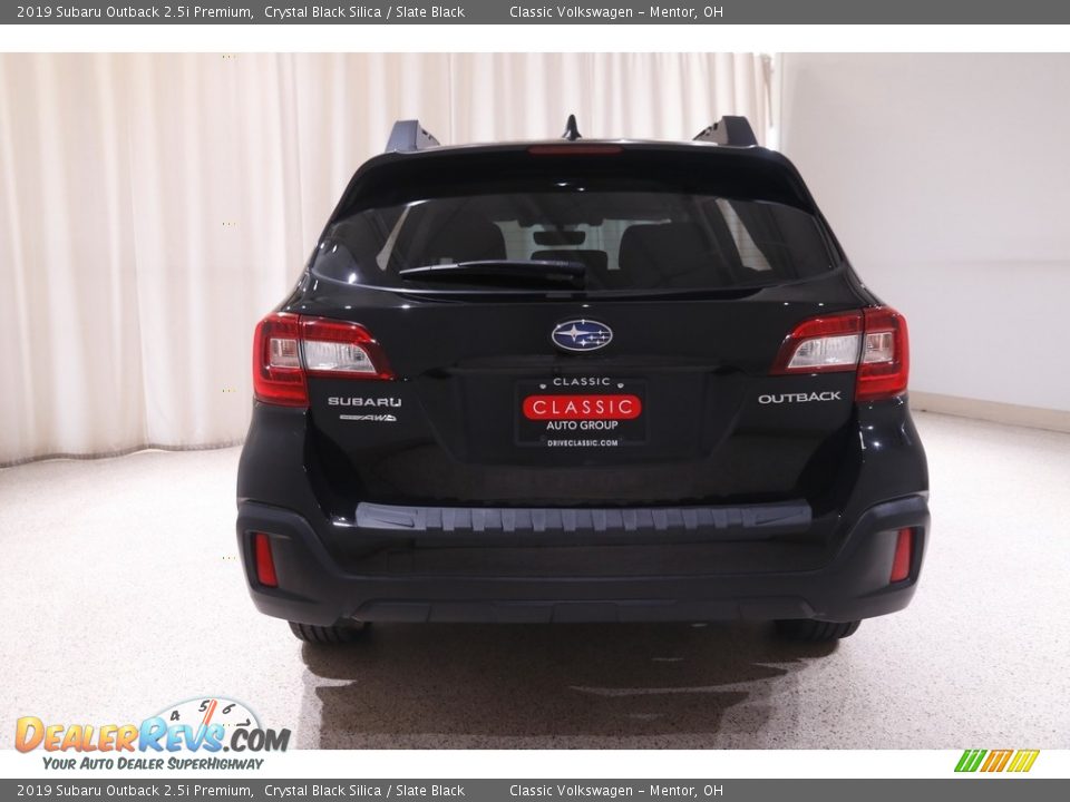 2019 Subaru Outback 2.5i Premium Crystal Black Silica / Slate Black Photo #18