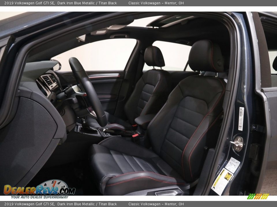 Front Seat of 2019 Volkswagen Golf GTI SE Photo #5