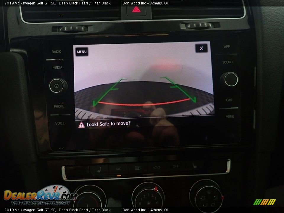 2019 Volkswagen Golf GTI SE Deep Black Pearl / Titan Black Photo #3