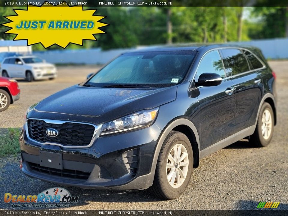 2019 Kia Sorento LX Ebony Black / Satin Black Photo #1