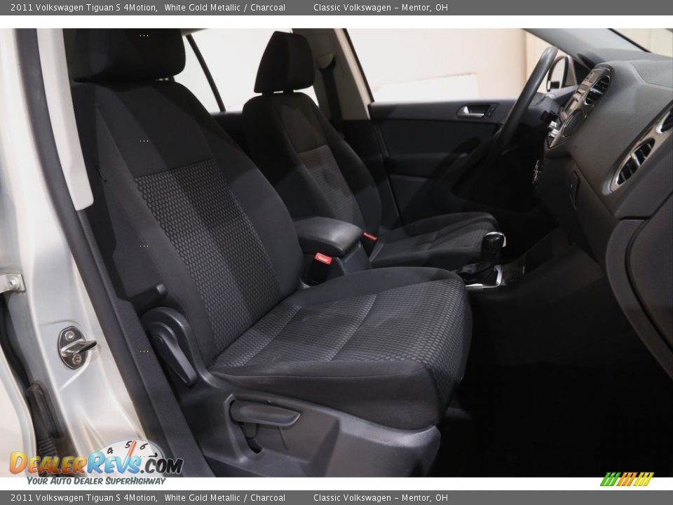 2011 Volkswagen Tiguan S 4Motion White Gold Metallic / Charcoal Photo #12
