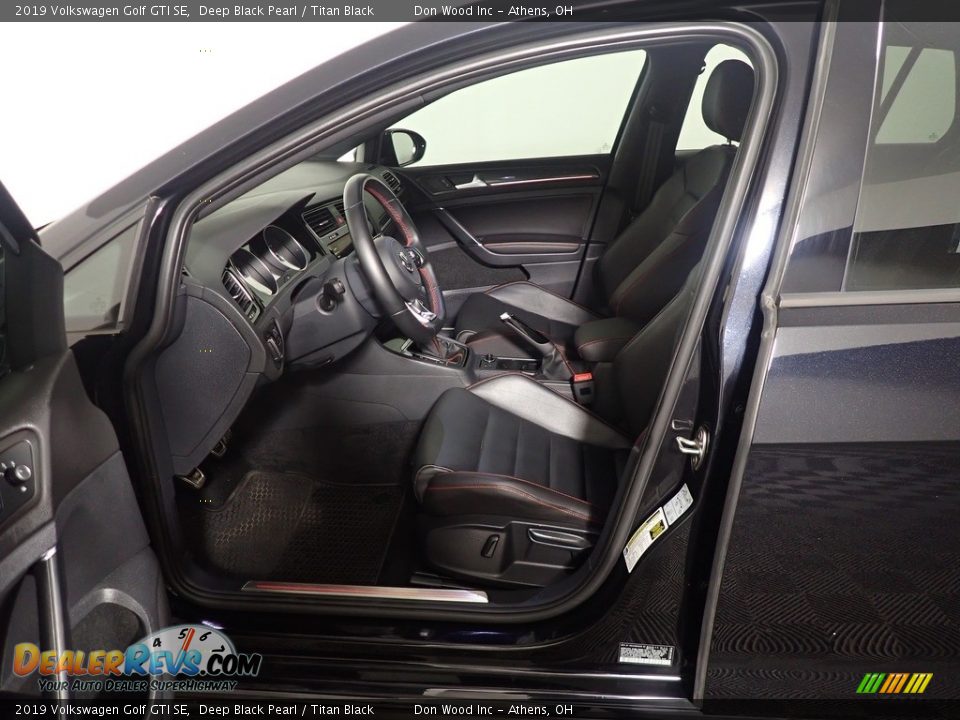 2019 Volkswagen Golf GTI SE Deep Black Pearl / Titan Black Photo #23