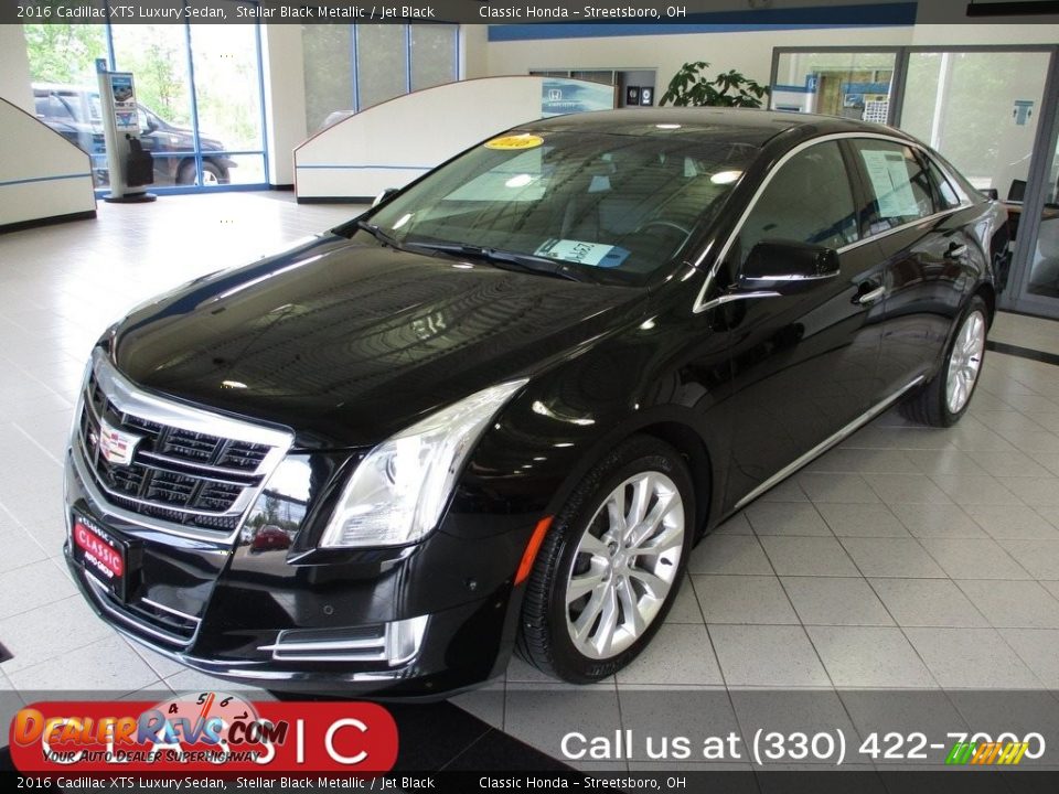 2016 Cadillac XTS Luxury Sedan Stellar Black Metallic / Jet Black Photo #1